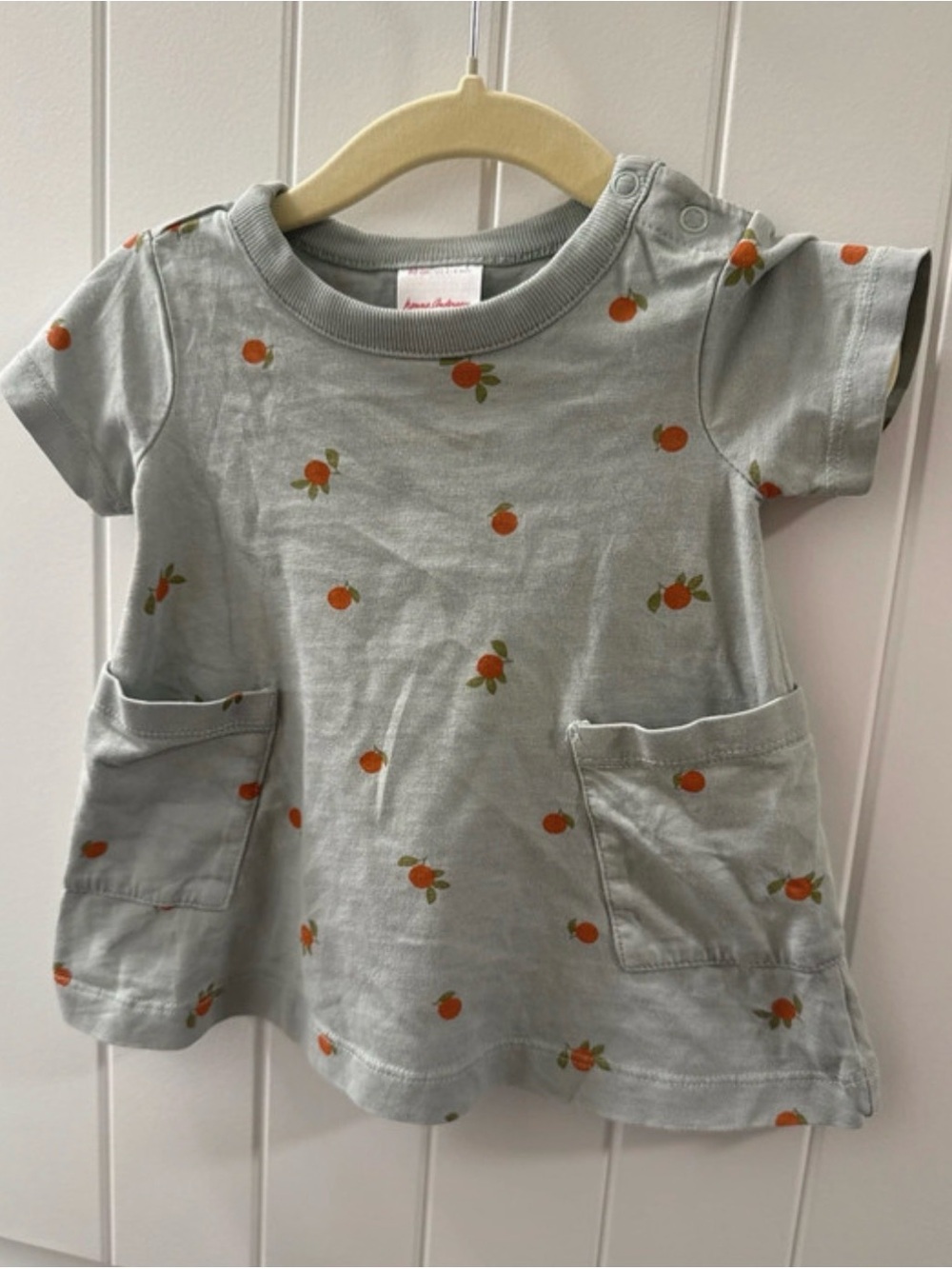 Hanna Andersson Light Green Tee Dress with Orange Print and Pockets